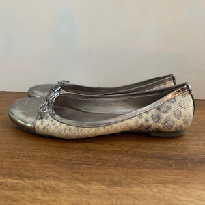 Tory Burch Verbena snakeskin silver ballet flats shoes- Size 8.5